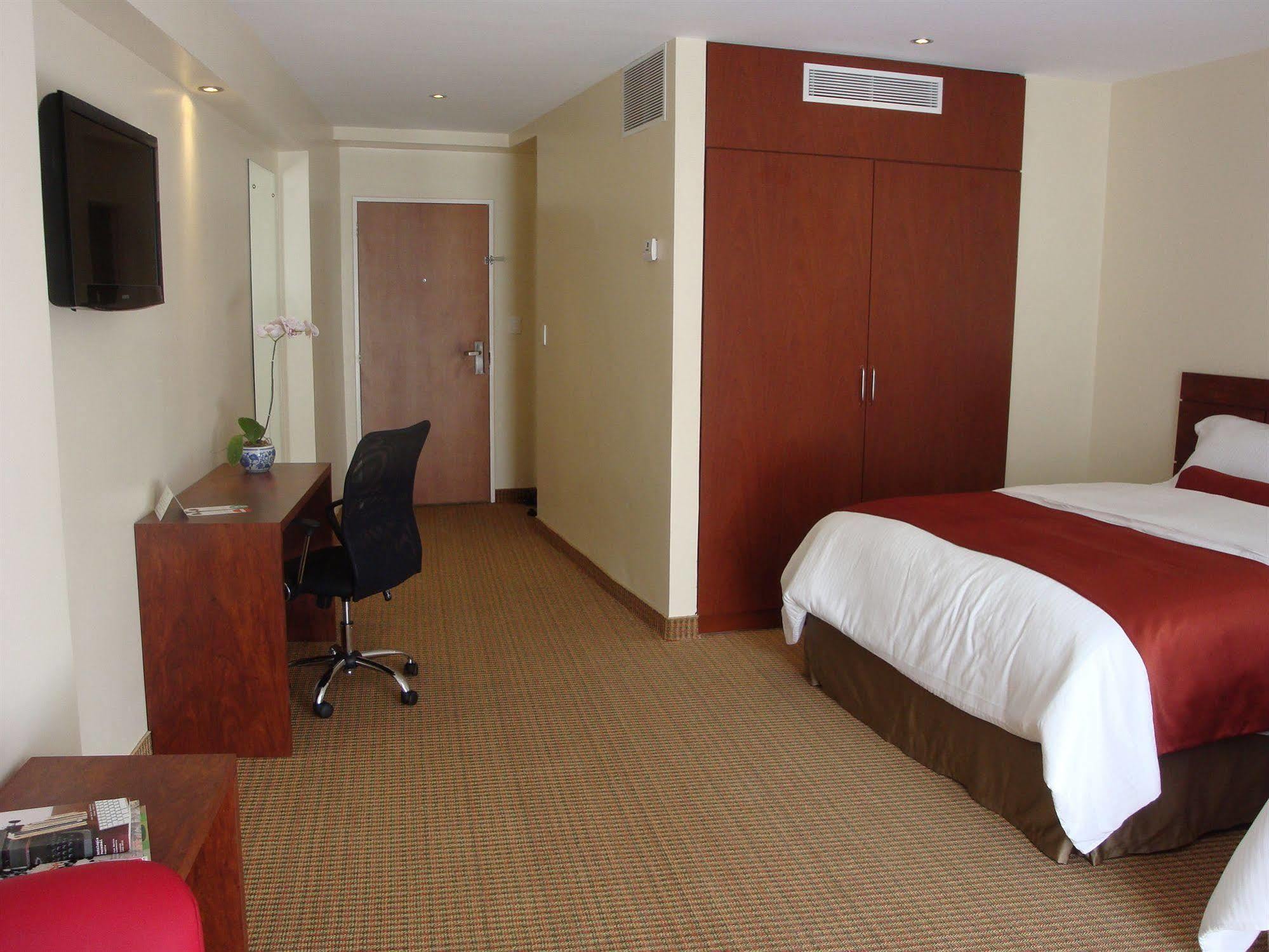 Hotel Continental Altamira Caracas Zewnętrze zdjęcie