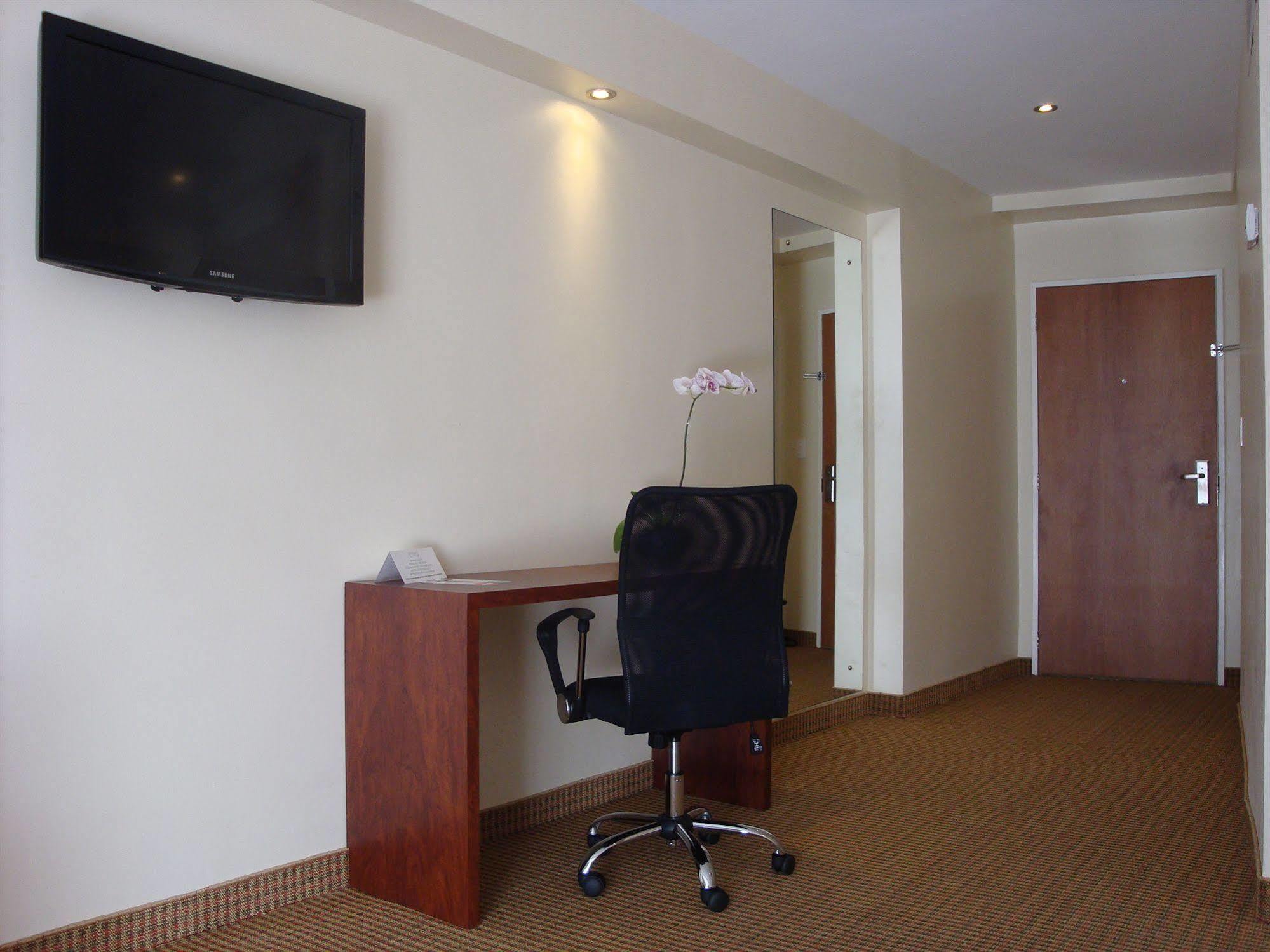Hotel Continental Altamira Caracas Zewnętrze zdjęcie